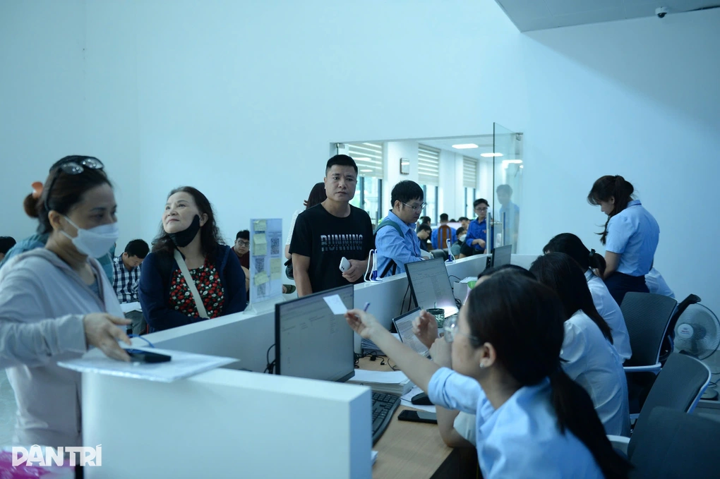 Hà Nội chấn chỉnh tình trạng cán bộ yêu cầu nộp giấy tờ không cần thiết