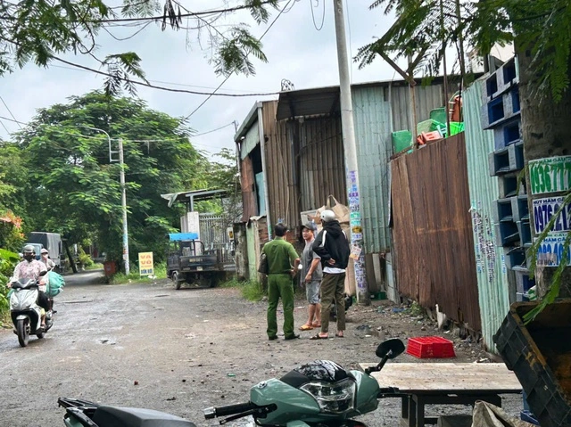 Một người đứt lìa bàn tay khi thả diều ở TP.HCM