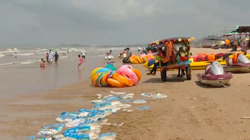 Vùng biển Lâm Đồng hút khách trong dịp nghỉ lễ 2/9