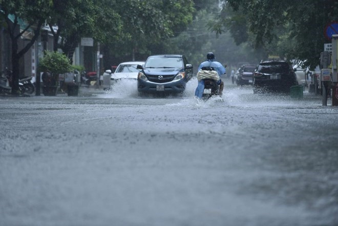 Bão số 5 cực mạnh giật cấp 16, bốn tỉnh thành lên phương án di dời gần 600.000 dân