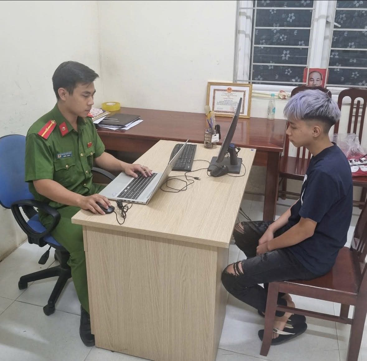 Phú Thọ: Bắt 3 đối tượng chặn đánh, trói chân, cướp tài sản của người đi đường