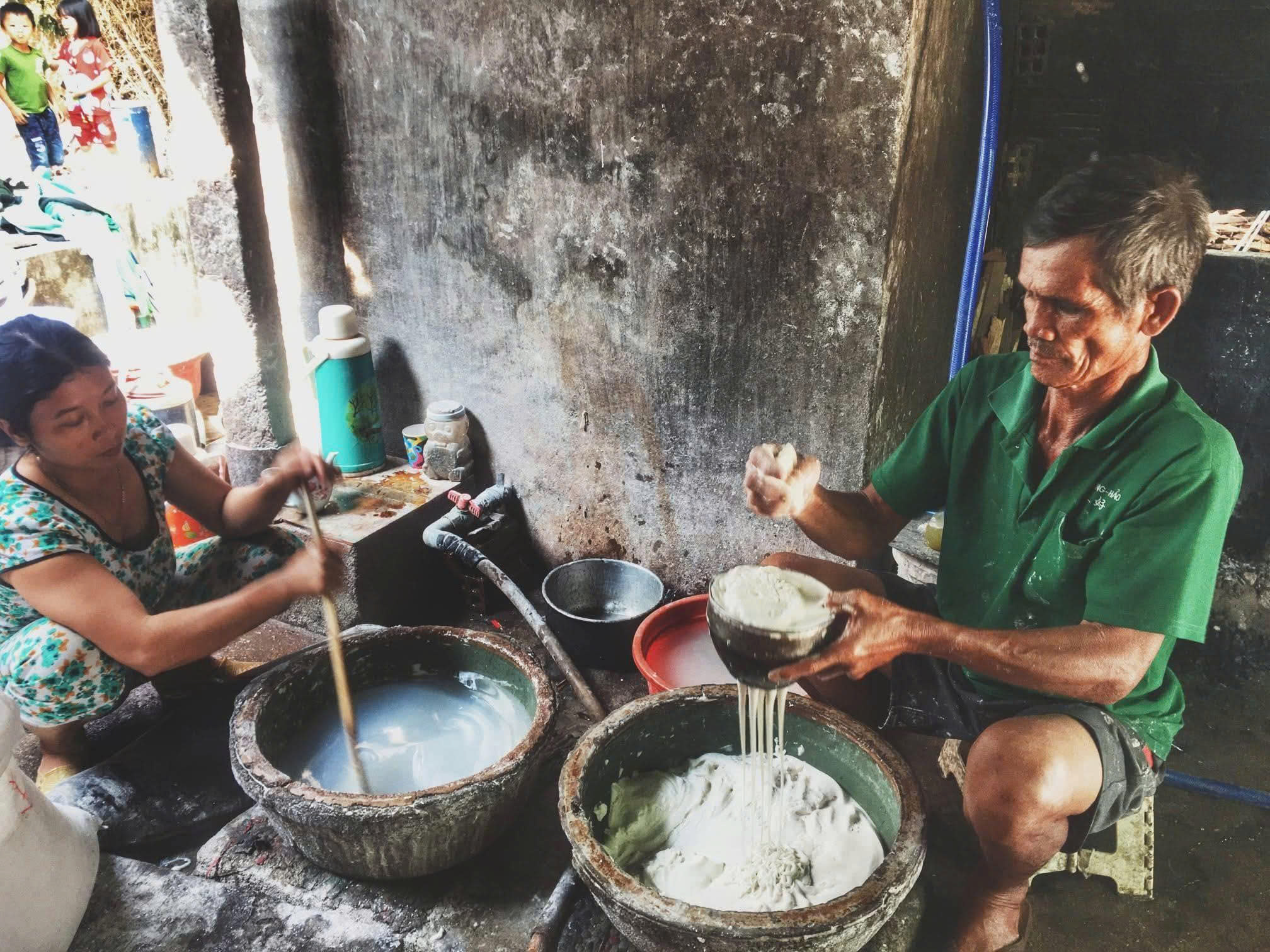 Cuối tuần kể mọi người nghe về bún Song Thằn, một đặc sản và niềm tự hào của người Nhơn Phúc.