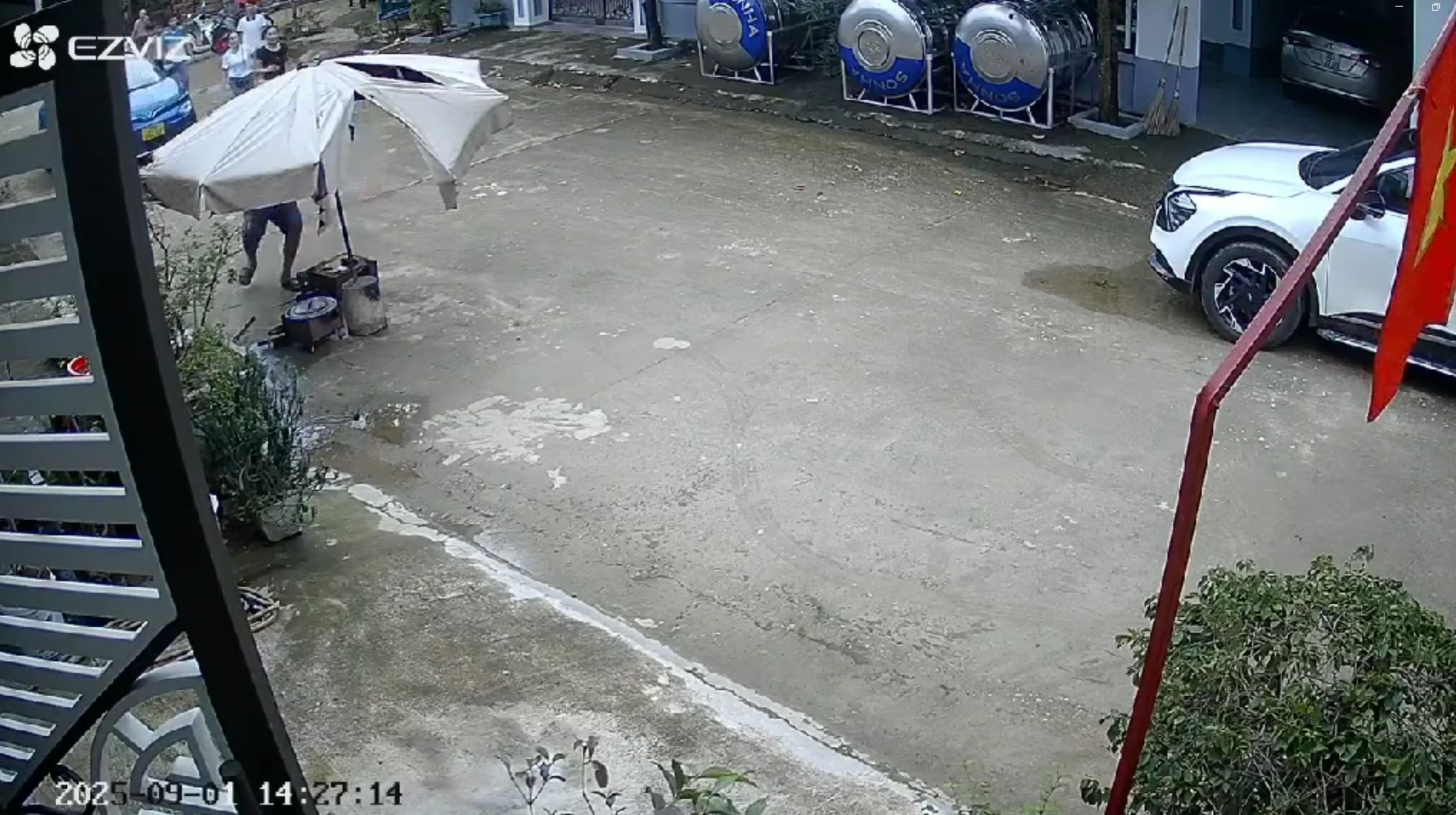 Thọ Lâm, Thọ Xuân, Thanh Hoá: Nghe nói e trai say ruợu lái xe, chị gái ra cản thì …