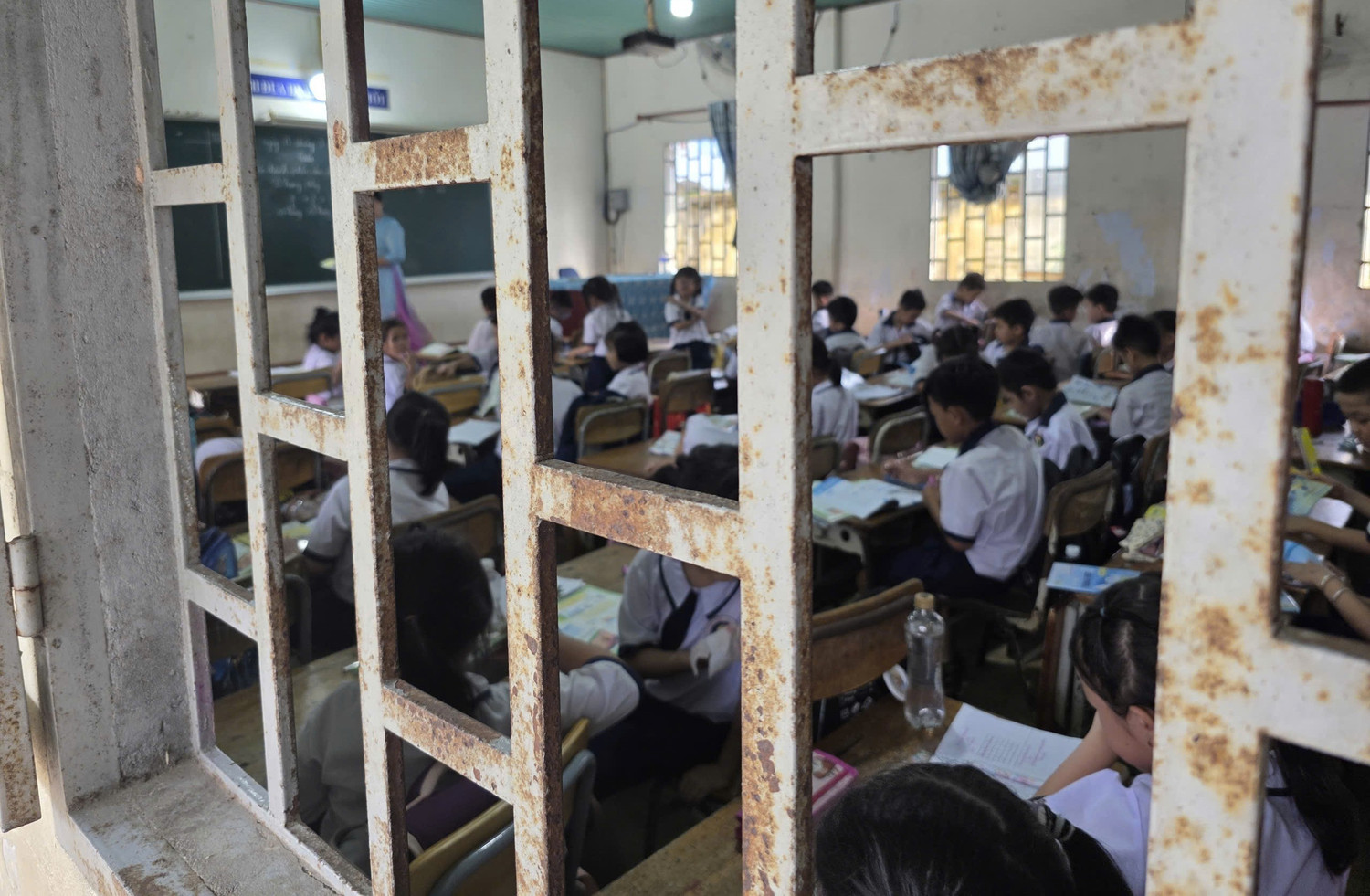 KHẨN tổng rà soát cơ sở vật chất các trường học trên địa bàn TPHCM