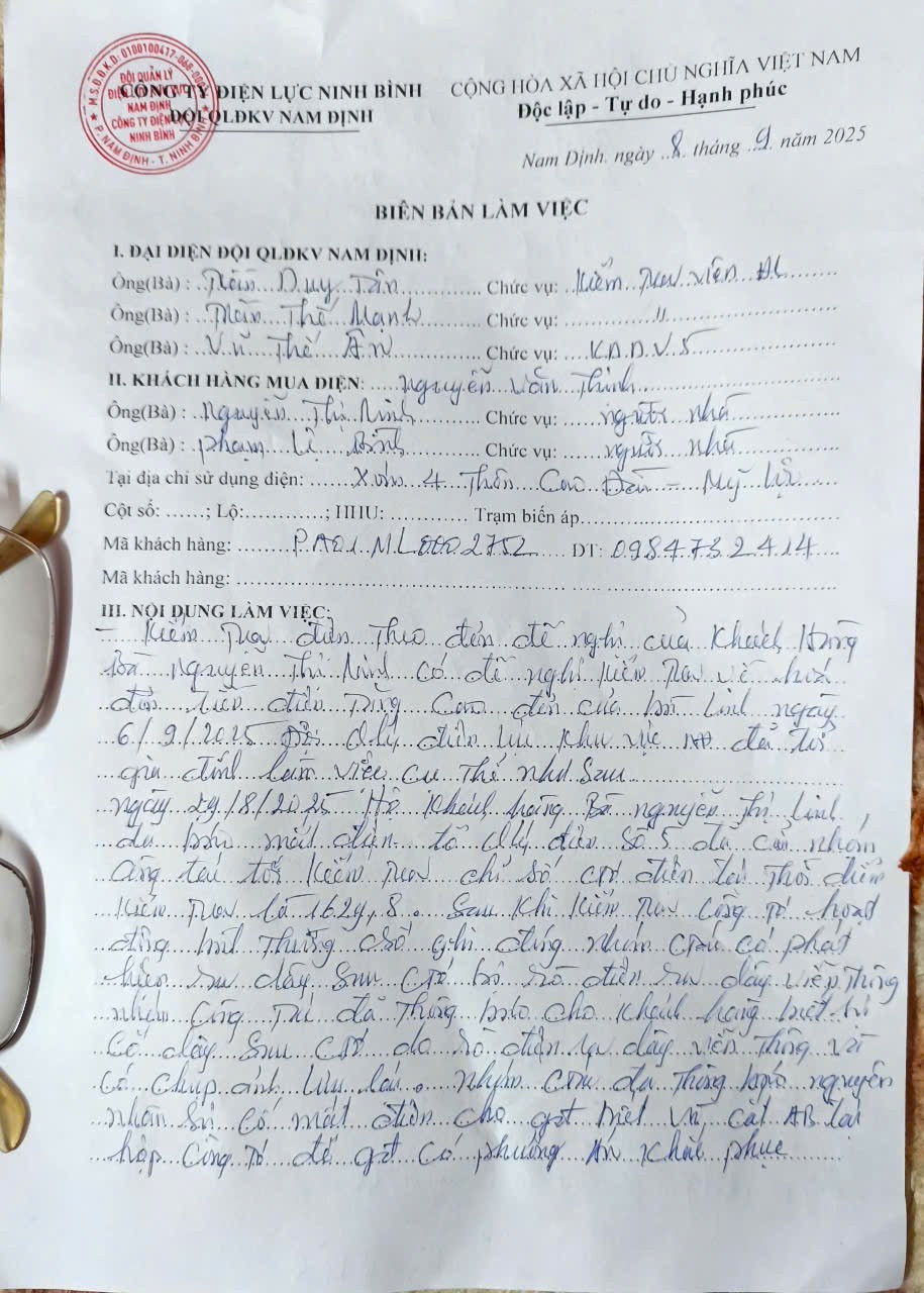 Cụ bà U80 sống đơn thân ‘sốc’ với hóa đơn điện hơn 12 triệu đồng vào tháng 8/2025