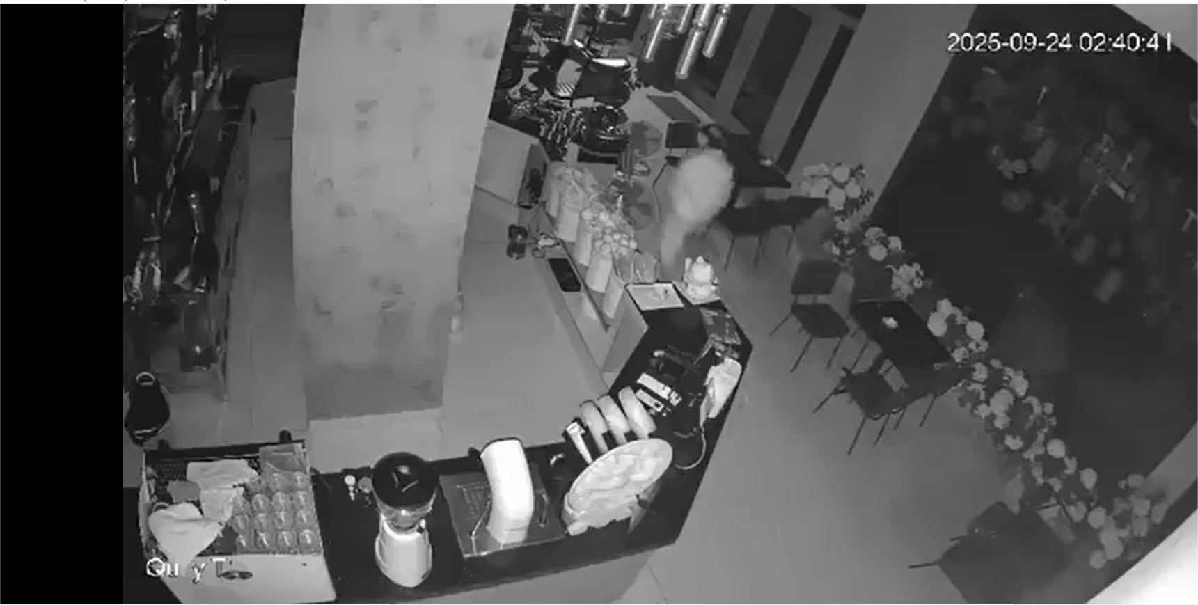 Camera ghi lại cảnh 1 thanh niên ăn trộm giữa đêm ở Lào Cai