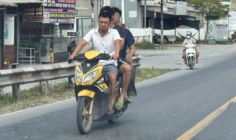 Nhức nhối từ thói quen không đội mũ bảo hiểm