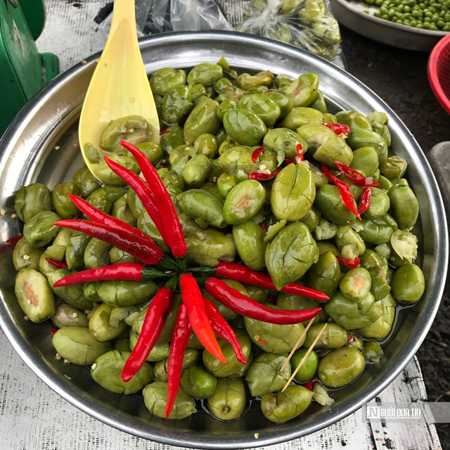 Thứ quả chua chát mùa nước nổi miền Tây, một khi đã nếm khó lòng quên