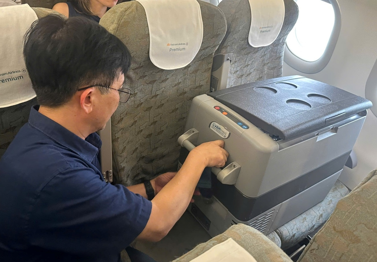 Chuyến bay lùi giờ cất cánh để chờ ‘hành khách đặc biệt’