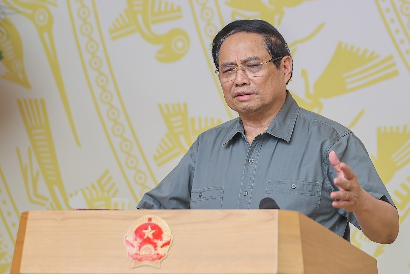 Thủ tướng: ‘Nhà cứ 100 triệu/m2 thì dân làm sao có tiền mua được’