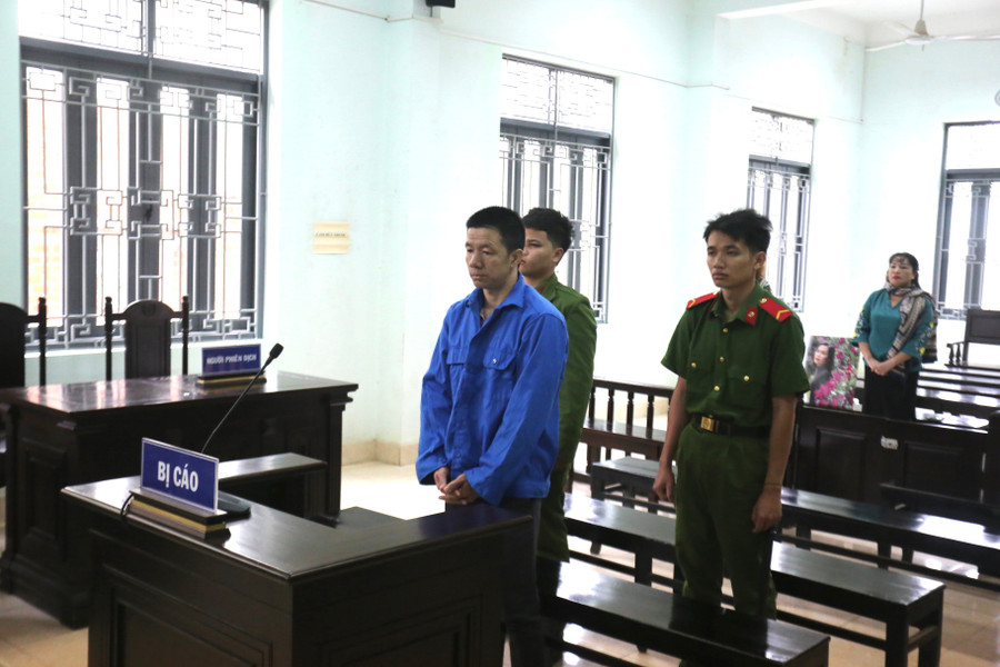 1 năm 6 tháng tù cho tài xế xe Đức Đạt gây tai nạn chết người