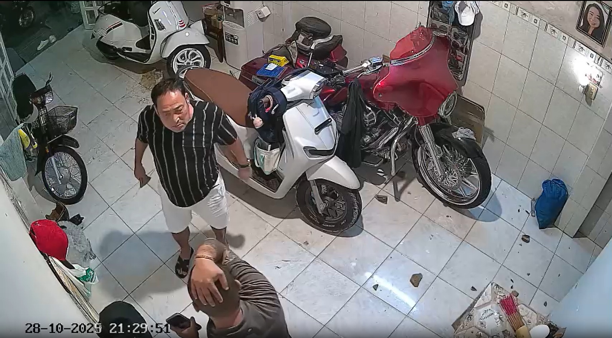 Chỉ vì mâu thuẫn nhỏ… mà bố vợ nỡ làm như vậy với gia đình con rể