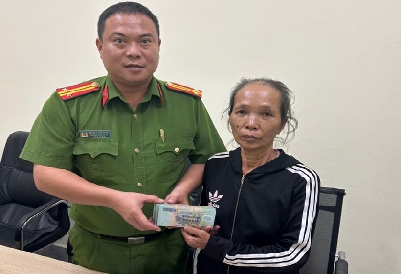 Người phụ nữ định mang 110 triệu đồng chuyển cho đối tượng lừa đảo