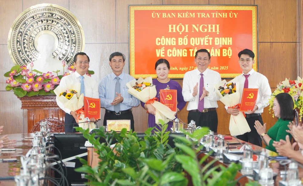 Ủy ban Kiểm tra Tỉnh ủy công bố quyết định về công tác cán bộ