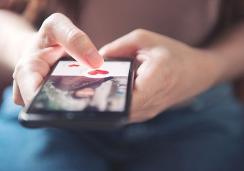 Bỏ hàng tỷ đồng “nuôi” bạn gái suốt 7 năm, chàng trai ngã quỵ khi phát hiện người yêu là đàn ông