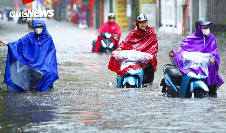 Miền Bắc mưa xối xả, trọng tâm ở vùng núi và trung du