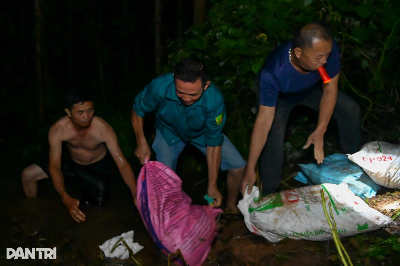 Đê ở Hà Nội, Thái Nguyên và Bắc Ninh nguy cơ tiếp tục sạt trượt