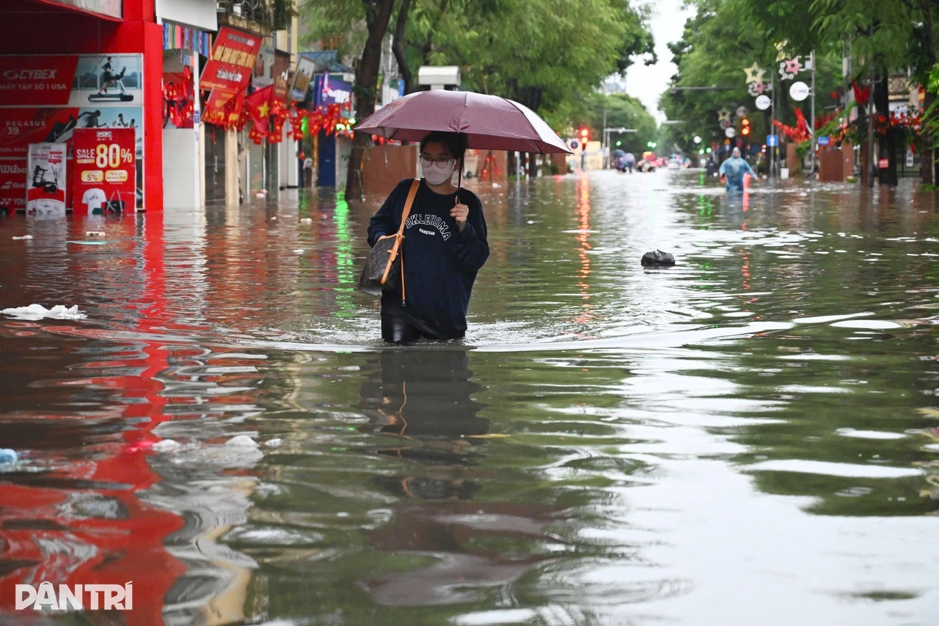 Ứng phó hoàn lưu bão Matmo, Sở Giáo dục Hà Nội phát thông báo hỏa tốc