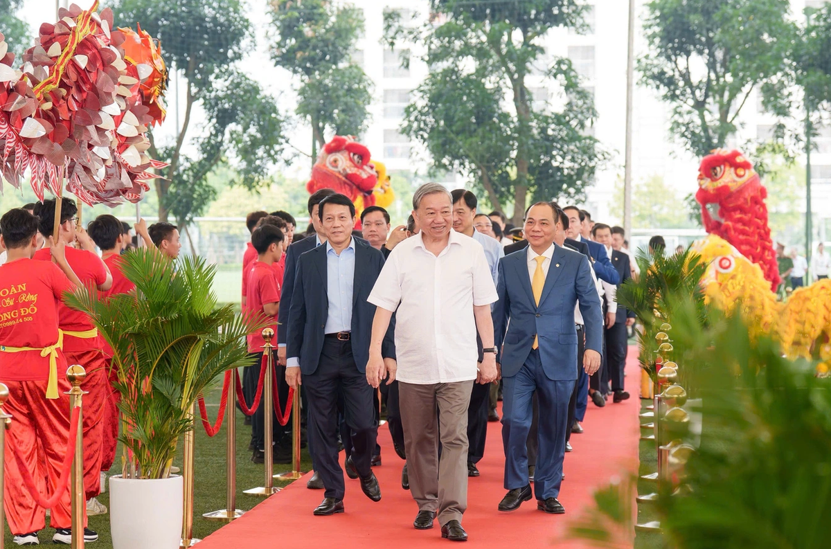 Tổng Bí thư Tô Lâm dự lễ khởi công sân vận động hiện đại nhất Việt Nam