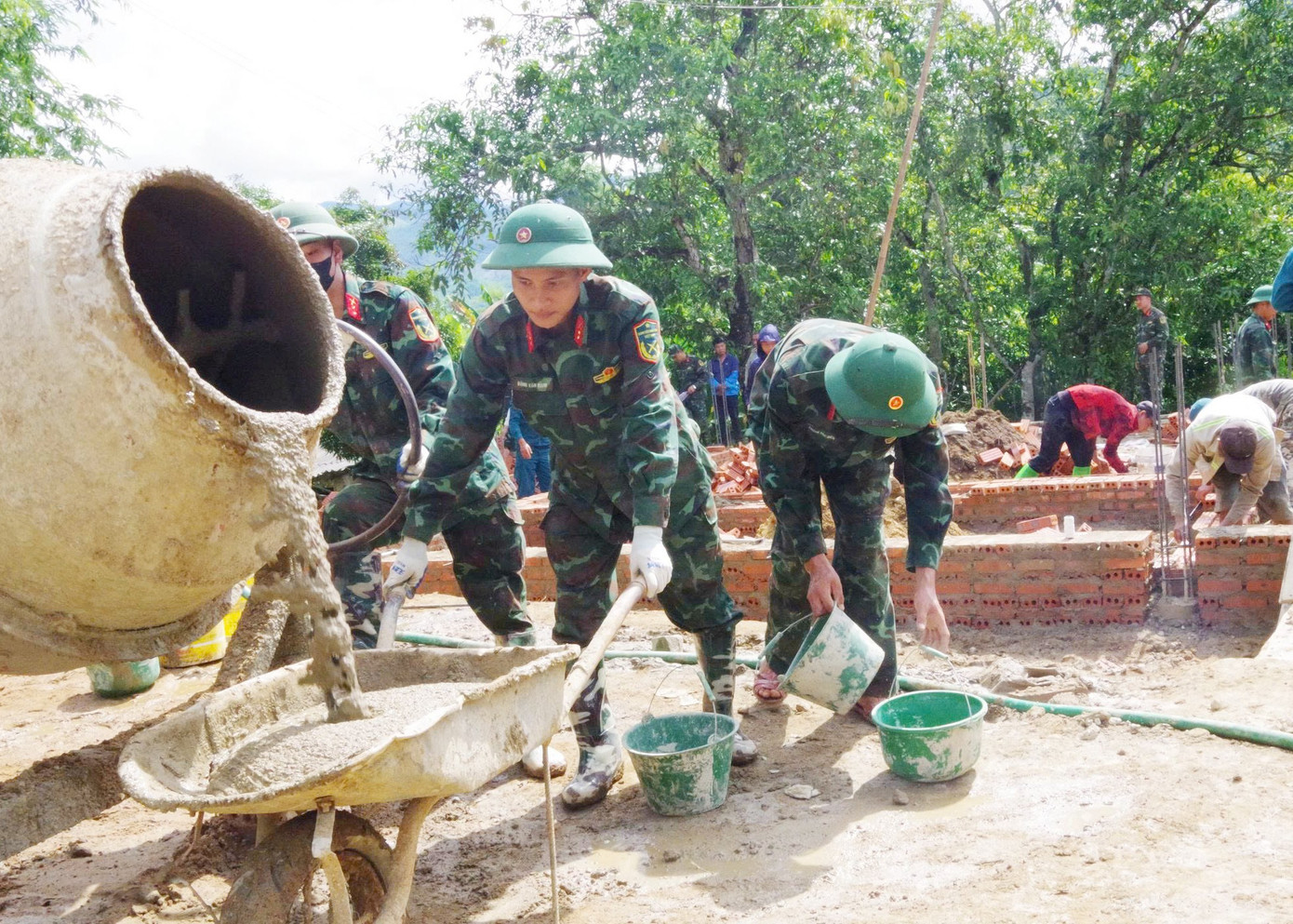 Sơn La bắt tay xóa nhà tạm do ảnh hưởng của mưa lũ, giúp dân có nhà đón Tết
