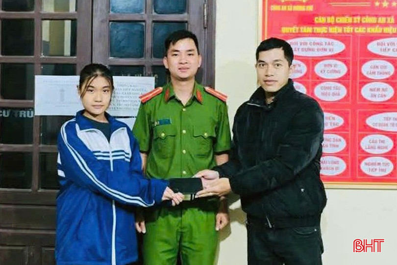 Hà Tĩnh: Nữ sinh nhặt được iPhone tìm cách trả lại người đánh rơi