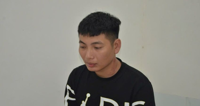 Tạm giữ hình sự đối tượng dùng dao tấn công nhiều người tại Bệnh viện Sản Nhi Nghệ An