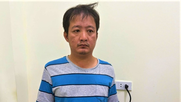 Nghệ An: Tạm giữ hình sự người đàn ông lao xe ô-tô vào cảnh sát giao thông