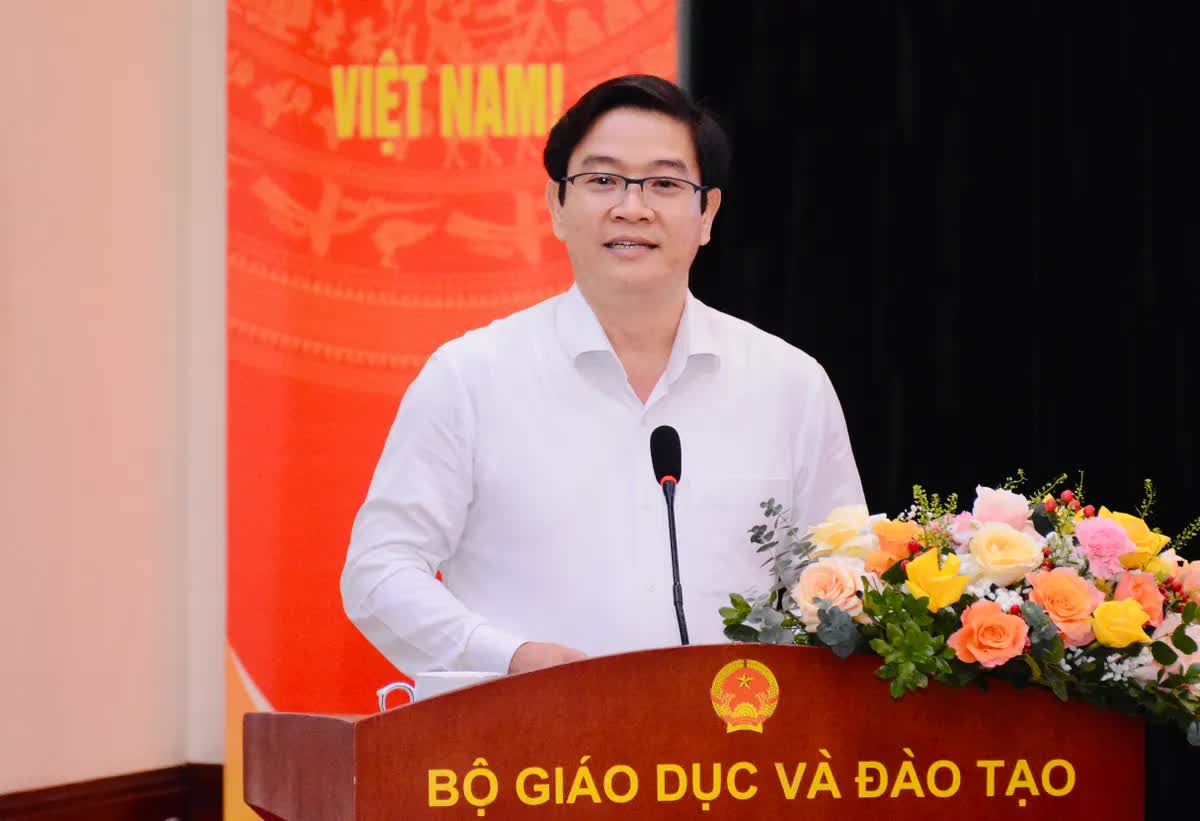 Từ năm học 2026-2027, học sinh cả nước dùng chung 1 bộ sách giáo khoa