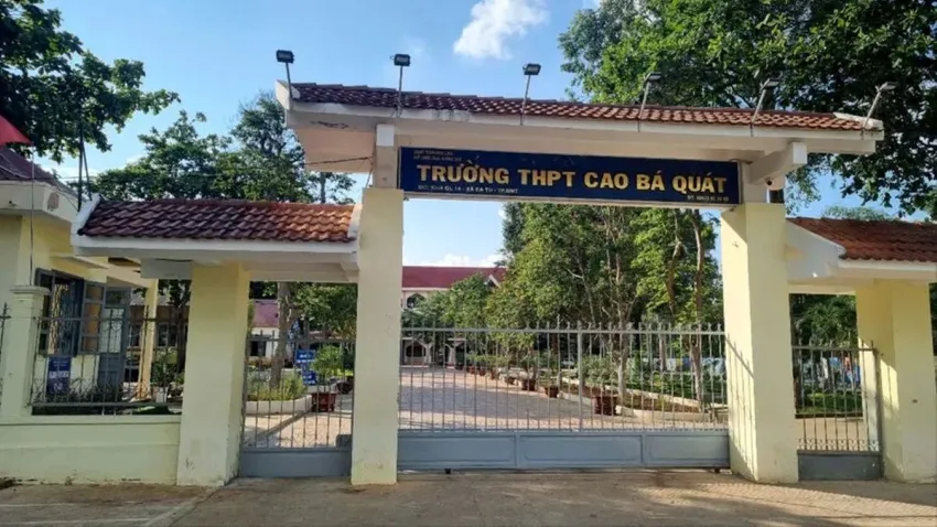 Miễn nhiệm Hiệu trưởng Trường THPT Cao Bá Quát ở Đắk Lắk