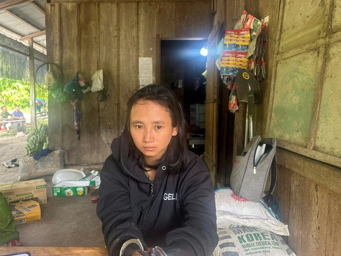 Tạm giữ hình sự Nguyễn Thị Hoài Thương sinh năm 1998 vì giết chồng