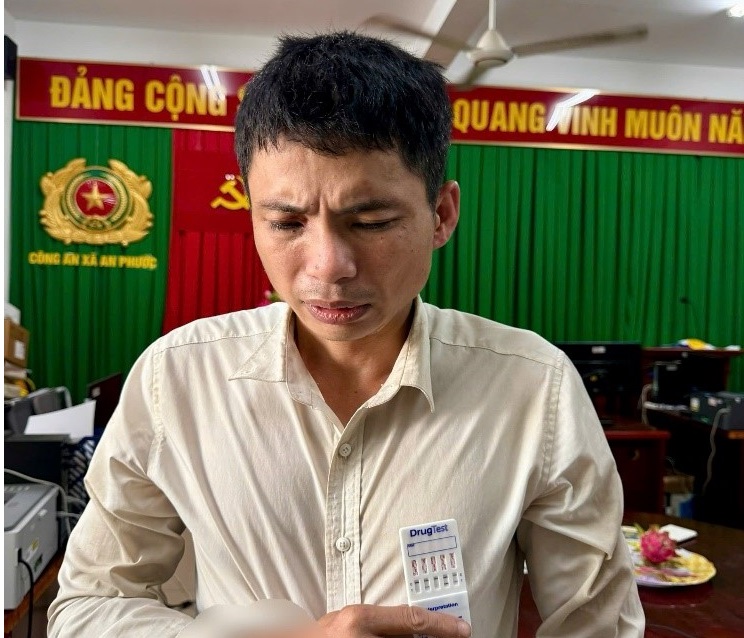 Công an xã An Phước “bắt nóng” đối tượng có hành vi “Trộm cắp tài sản”