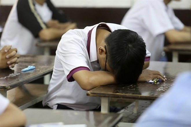 Chẳng cha mẹ nào muốn ép con mình học nhiều cả!