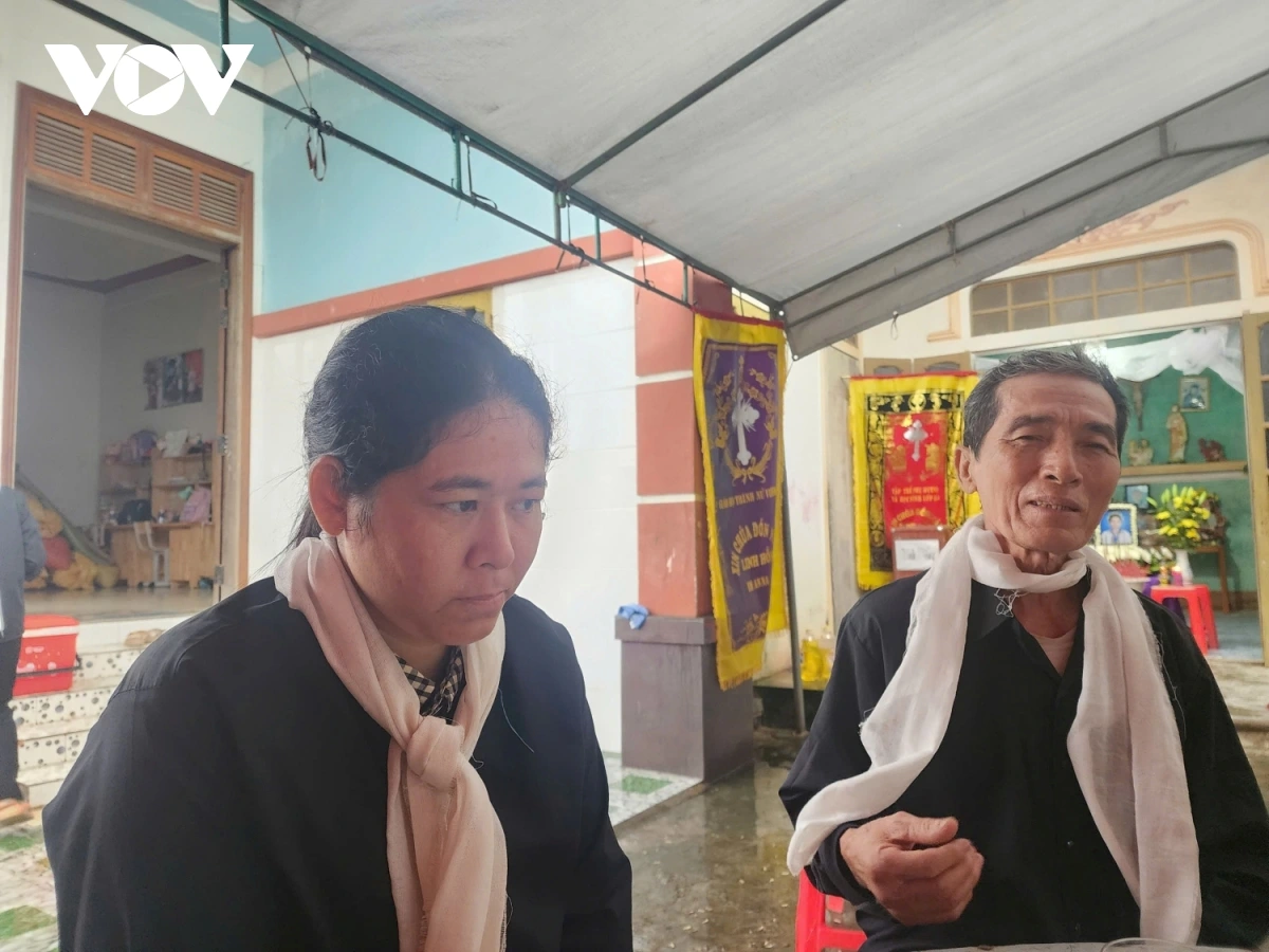 Tìm được cháu bé bị lũ cuốn trôi: Người mẹ mất cả 3 con vì tai nạn đuối nước