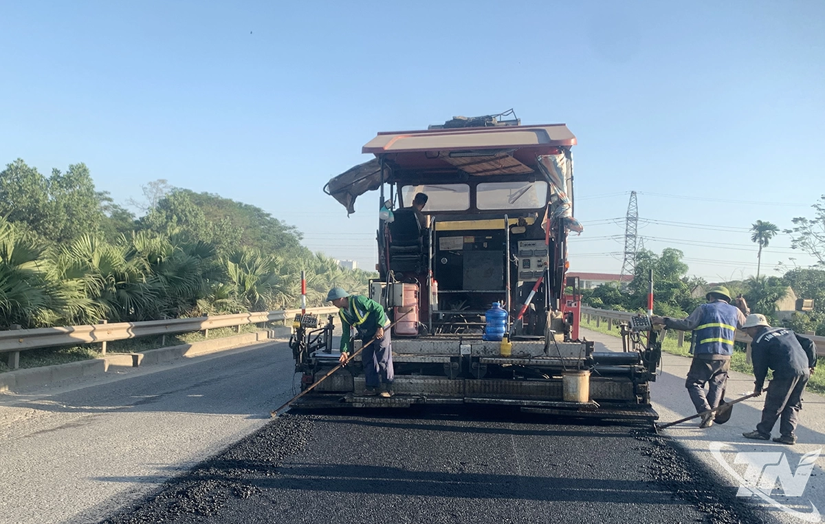 Nỗ lực khắc phục tình trạng xuống cấp trên cao tốc Thái Nguyên – Hà Nội
