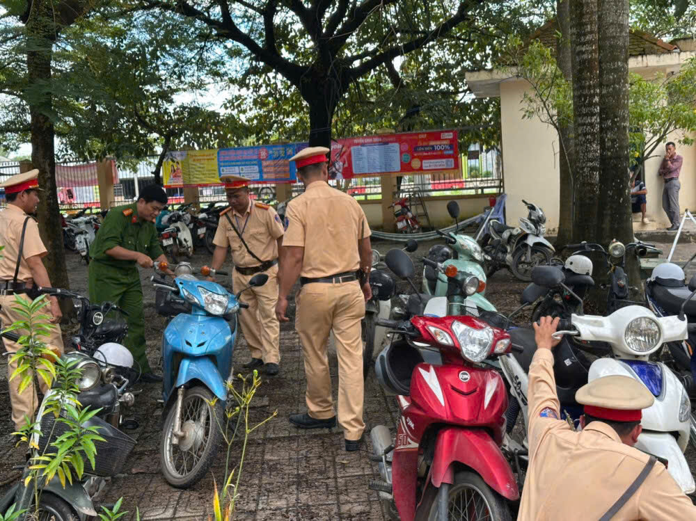 Tây Ninh: Tiếp tục kiểm tra, xử lý học sinh vi phạm giao thông trong trường học