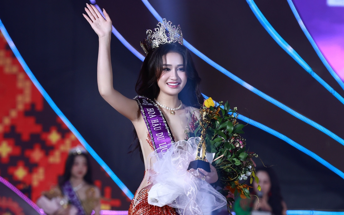 Nhan sắc đời thường của cô gái Ba Vì đăng quang Hoa hậu Du lịch Dân tộc Việt Nam 2025