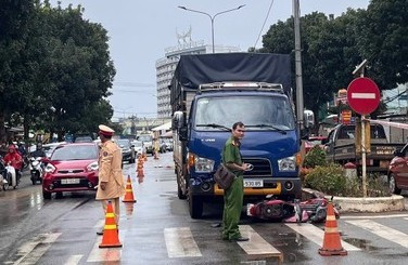 Tạm giữ hình sự tài xế trong vụ tai nạn tại Gia Lai làm 2 ông cháu tử vong
