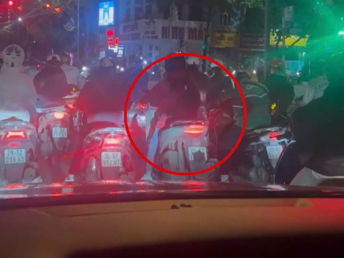 Thanh niên bị phạt 12 triệu đồng vì che biển số và điều khiển xe không có giấy phép lái xe