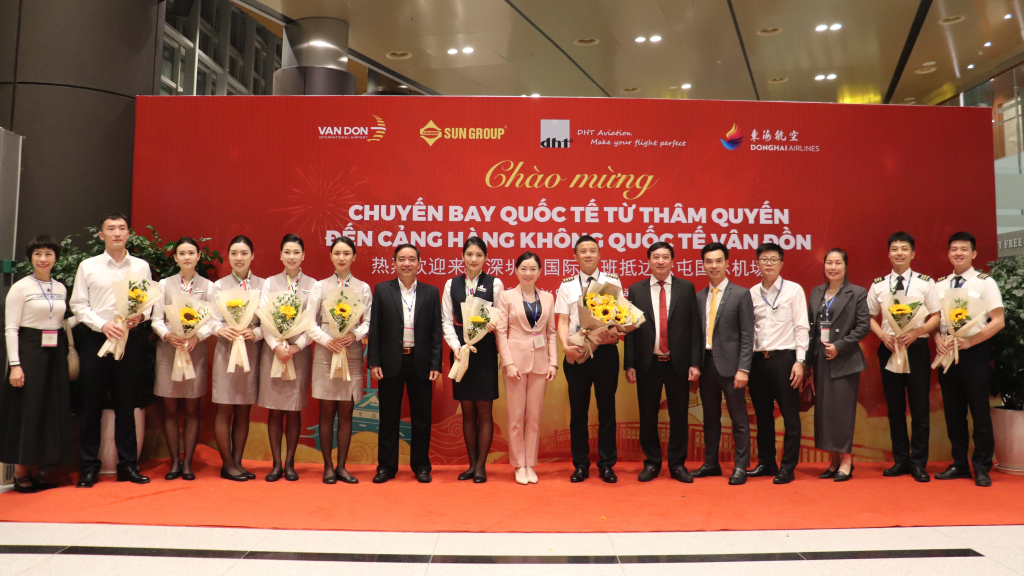 Quảng Ninh đón chuyến bay charter đầu tiên từ Thâm Quyến