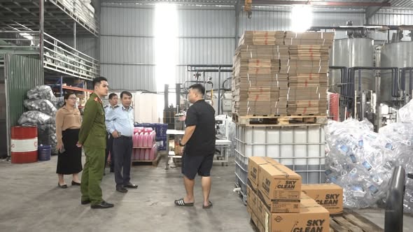 ĐOÀN KIỂM TRA LIÊN NGÀNH XÃ AN LÃO RA QUÂN KIỂM TRA, CHỐNG BUÔN LẬU, GIAN LẬN THƯƠNG MẠI VÀ HÀNG GIẢ NĂM 2025