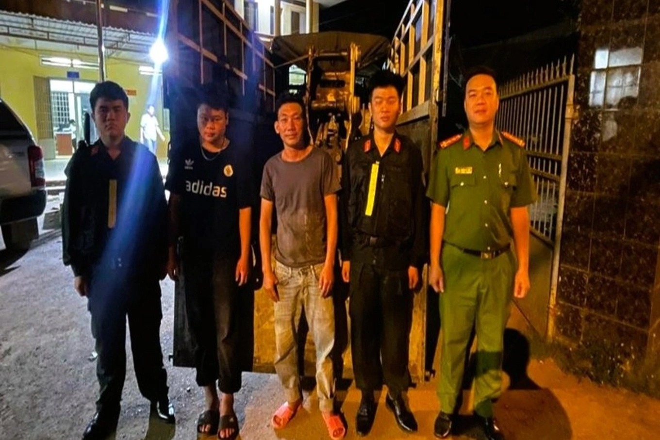 2 công nhân trộm máy móc ở sân bay Long Thành