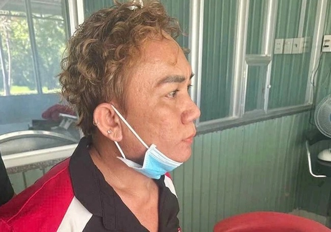 Tây Ninh – Công an tỉnh đã khởi tố và bắt tạm giam Nguyễn Tấn Thành – nghi phạm lái ôtô tông em gái tử vong do mâu thuẫn gia đình