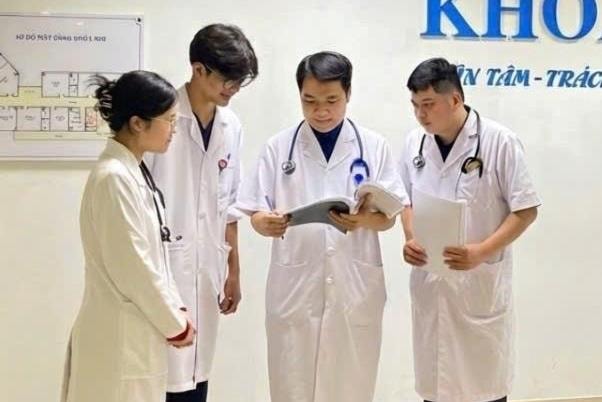 Giảng viên y dược Hải Phòng trở thành Phó Giáo sư trẻ nhất ngành y năm 2025