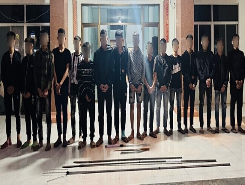 Khởi tố 12 đối tượng mang hung khí đi giải quyết mâu thuẫn