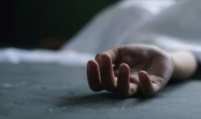 Người đàn ông 32 tuổi tử vong trong nhà ở TP.HCM: Lời nói bất nhất của người vợ