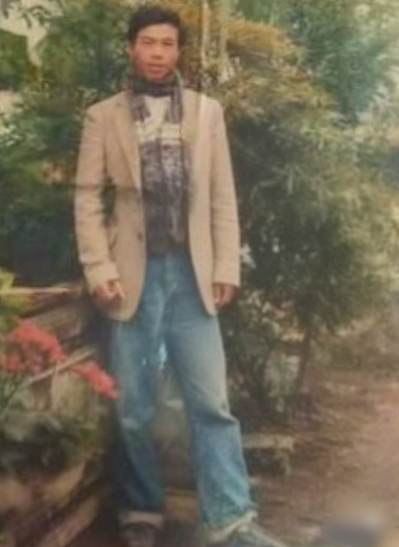 Nhớ lời trăng trối của bố mẹ, em trai tìm anh mất tích suốt 27 năm