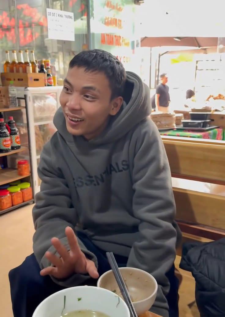 Thanh niên chạy xe máy từ Đồng Tháp ra Bắc Kạn để gặp người yêu online