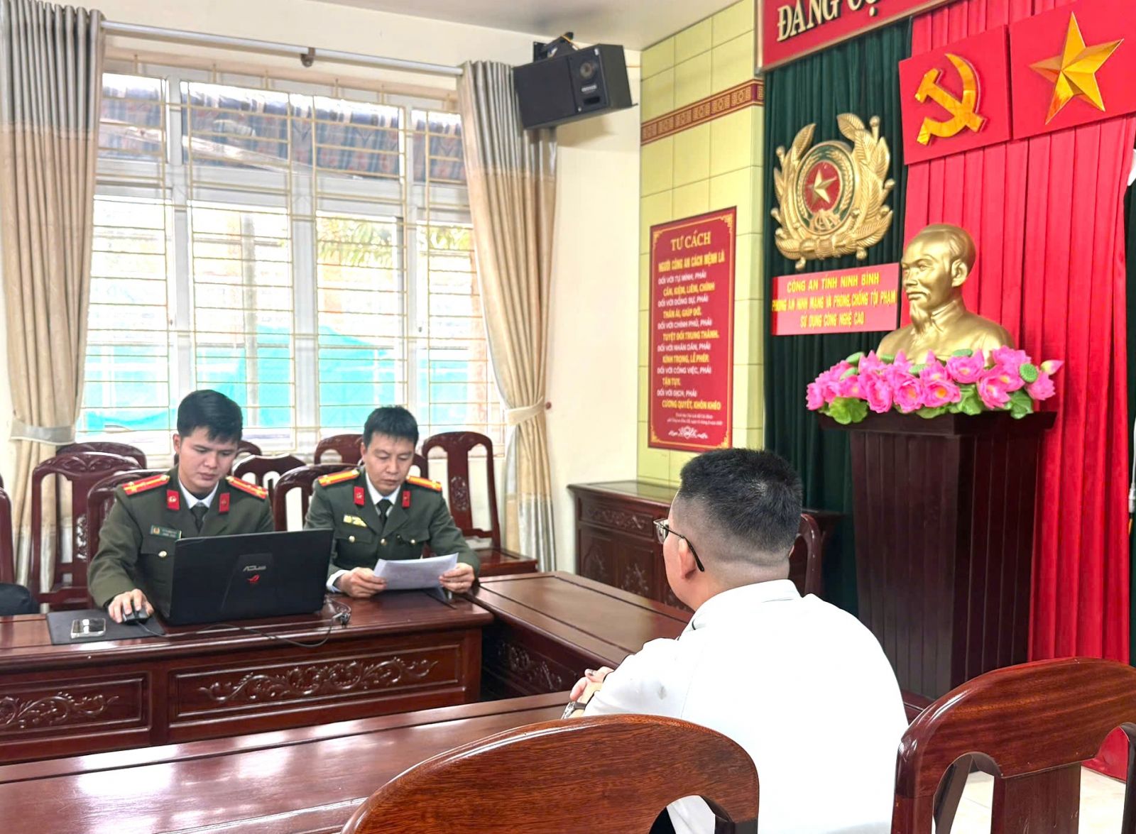 Khuyến cáo với người dân không đăng tải, chia sẻ thông tin sai sự thật, thông tin chưa được kiểm chứng trên không gian mạng