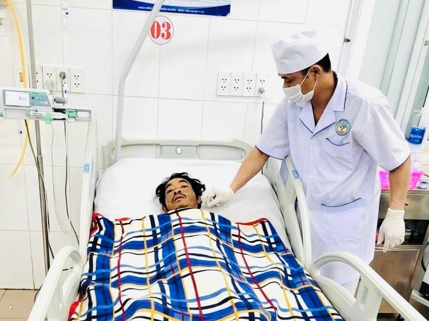 Bệnh viện Quân y 211 cứu sống bệnh nhân nam vô danh bị đột quỵ não