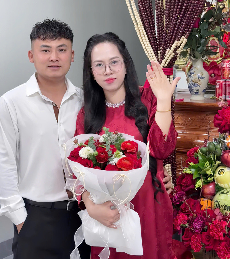 Ly hôn 3 năm rồi tái hợp, vợ chồng ở Thanh Hóa làm lễ ăn hỏi như lần đầu